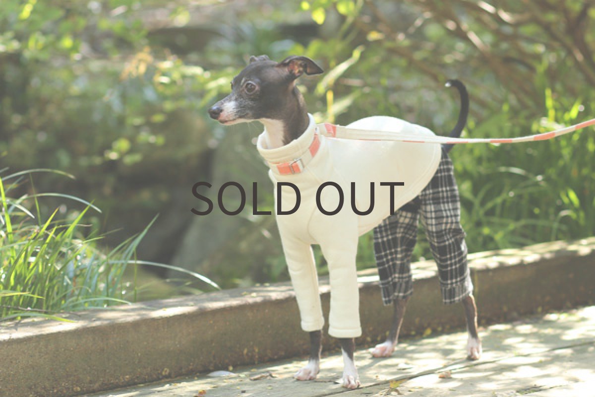 画像2: モノトーンチェックのロンパース (2)