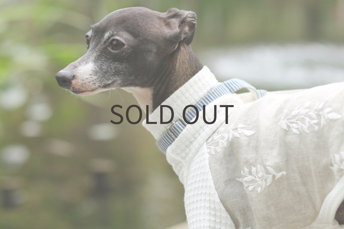 画像2: リーフモチーフ刺繍のリネン (2)