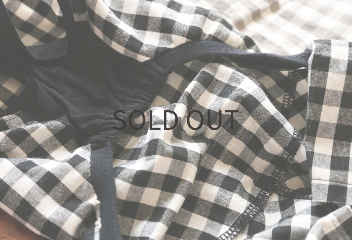 画像8: 綿麻チェックのロンパース(ブラック) (8)